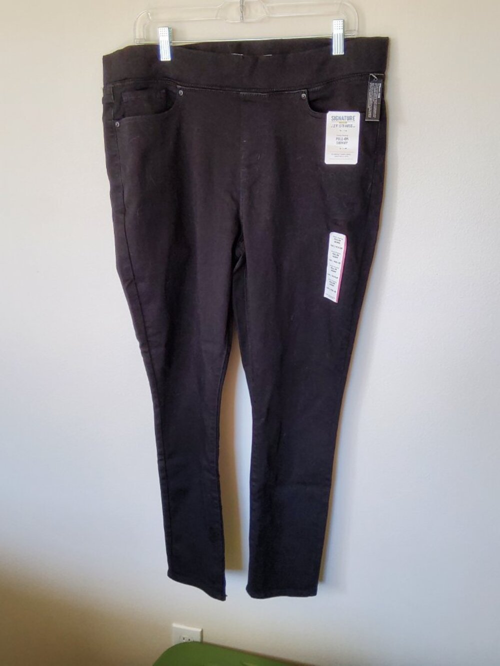 Levi Signature Black Denim Maternity Jeans Size 16M W33 L30